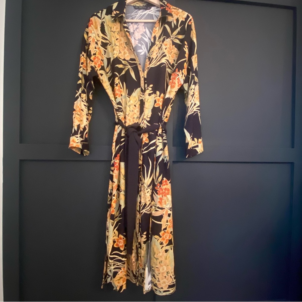 ZARA made in Morocco black shirt dress with floral detail. Size Medium. - Picture 1 of 14
